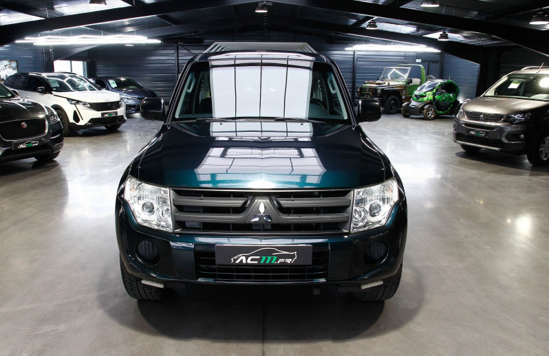 Photo 3 de l'offre de MITSUBISHI PAJERO 3.2 DI-D200 FAP INFORM 3P à 23990€ chez AC111 Automobiles