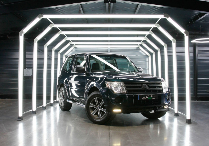 Mitsubishi PAJERO 3.2 DI-D200 FAP INFORM 3P Diesel VERT Occasion à vendre