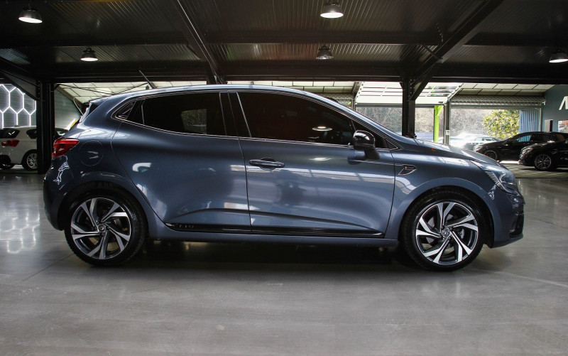 Photo 5 de l'offre de RENAULT CLIO 1.3 TCE 130CH FAP RS LINE EDC à 18990€ chez AC111 Automobiles