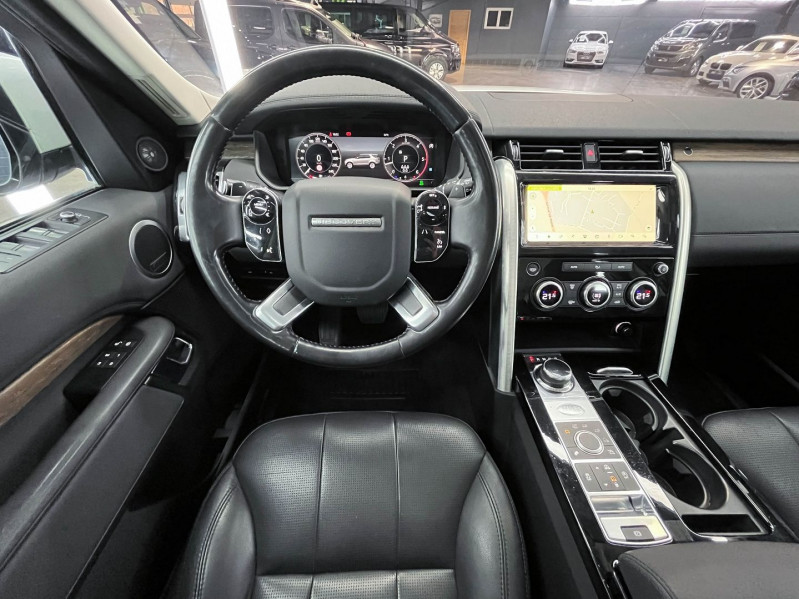 Photo 20 de l'offre de LAND-ROVER DISCOVERY 3.0 SD6 306CH HSE à 41990€ chez AC111 Automobiles