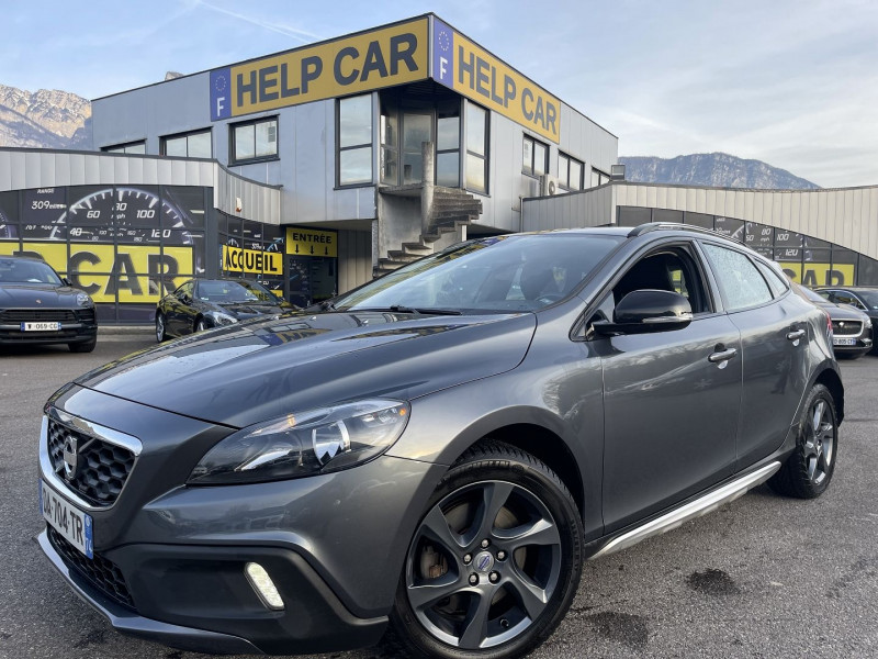 Volvo V40 CROSS COUNTRY D3 150CH START&STOP SUMMUM GEARTRONIC Diesel GRIS C Occasion à vendre