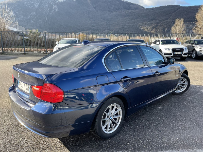 Photo 3 de l'offre de BMW SERIE 3 (E90) 318D 143CH EDITION CONFORT à 11990€ chez Help car