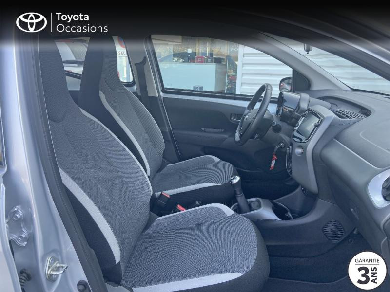 Photo 6 de l'offre de TOYOTA Aygo 1.0 VVT-i 72ch x-play 5p MY20 à 12490€ chez Rizzon Auto - Toyota Lannion