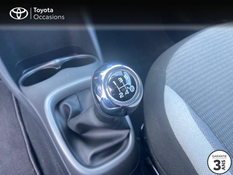 Photo 23 de l'offre de TOYOTA Aygo 1.0 VVT-i 72ch x-play 5p MY20 à 11980€ chez Rizzon Auto - Toyota Lannion