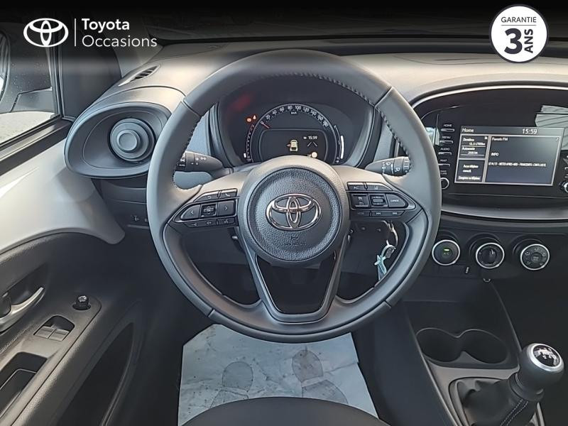 Photo 9 de l'offre de TOYOTA Aygo X 1.0 VVT-i 72ch Dynamic à 15980€ chez Rizzon Auto - Toyota Lannion