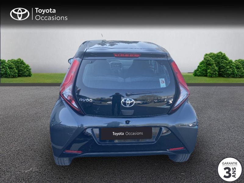 Photo 4 de l'offre de TOYOTA Aygo 1.0 VVT-i 72ch x-play 5p MY20 à 11980€ chez Rizzon Auto - Toyota Lannion