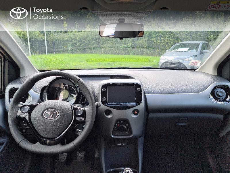 Photo 8 de l'offre de TOYOTA Aygo 1.0 VVT-i 72ch x-look 5p MY21 à 12990€ chez Rizzon Auto - Toyota Guingamp