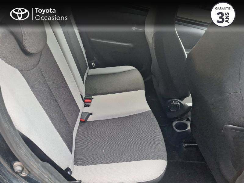 Photo 7 de l'offre de TOYOTA Aygo 1.0 VVT-i 69ch x-play 5p à 9980€ chez Rizzon Auto - Toyota Guingamp