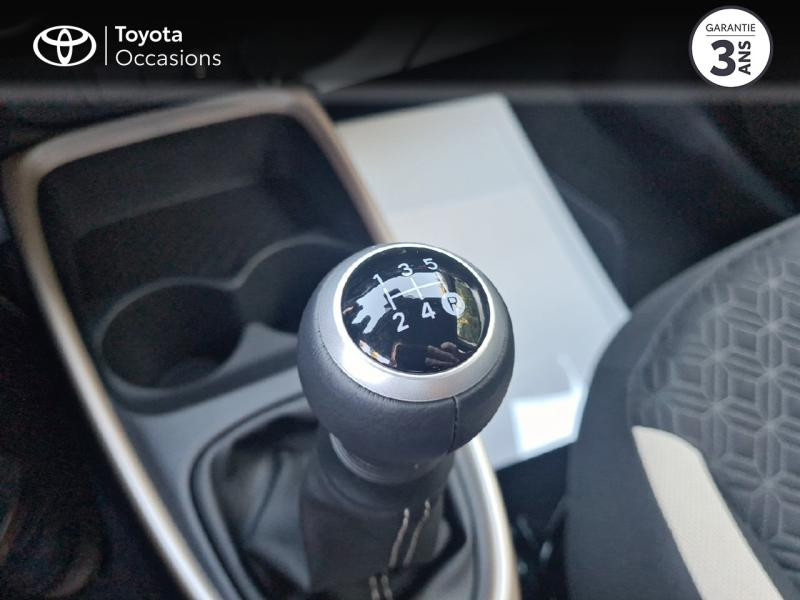 Photo 23 de l'offre de TOYOTA Aygo X 1.0 VVT-i 72ch Design à 16280€ chez Rizzon Auto - Toyota Guingamp