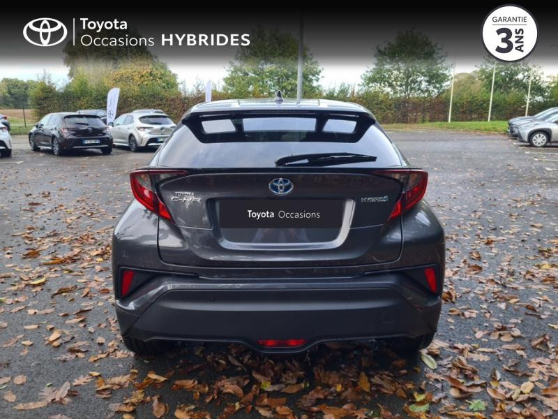Photo 28 de l'offre de TOYOTA C-HR 122h Edition 2WD E-CVT MY22 à 29880€ chez Rizzon Auto - Toyota Guingamp