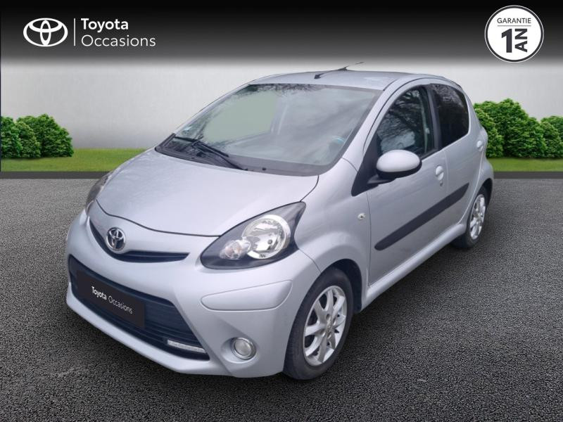 Toyota Aygo 1.0 VVT-i 68ch Dynamic 5p Essence Gris Titane Occasion à vendre