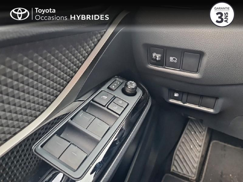 Photo 21 de l'offre de TOYOTA C-HR 122h Distinctive 2WD E-CVT MY22 à 28490€ chez Rizzon Auto - Toyota Guingamp