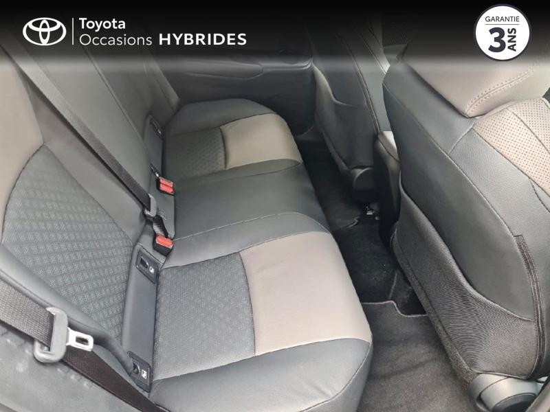 Photo 7 de l'offre de TOYOTA C-HR 122h Distinctive 2WD E-CVT MY22 à 28490€ chez Rizzon Auto - Toyota Guingamp