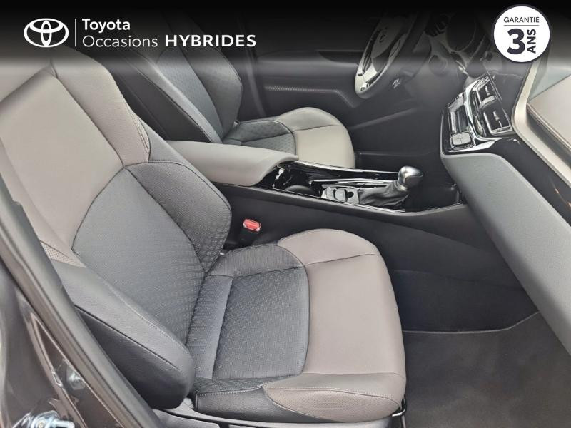Photo 6 de l'offre de TOYOTA C-HR 122h Distinctive 2WD E-CVT MY22 à 28490€ chez Rizzon Auto - Toyota Guingamp