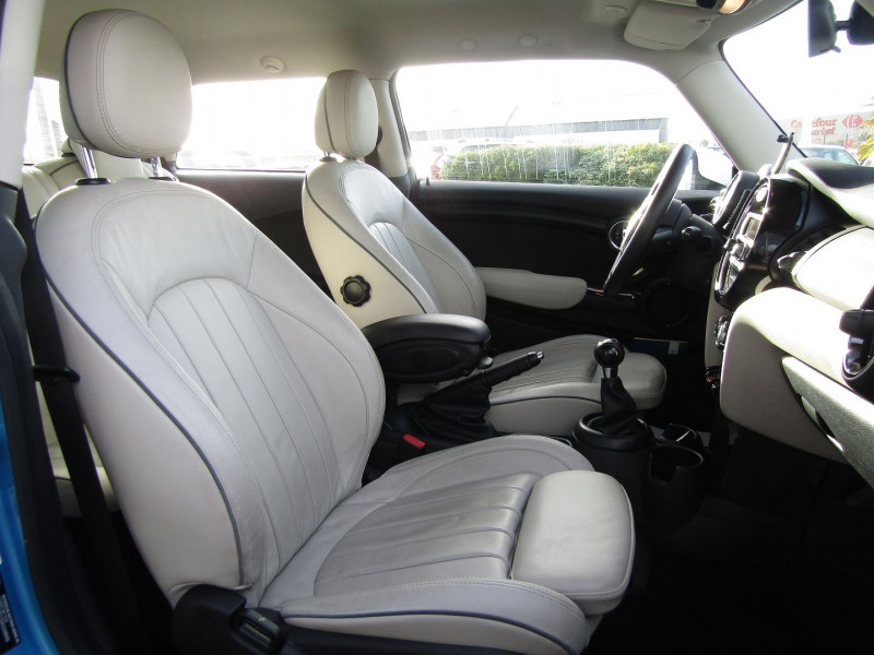 Photo 4 de l'offre de MINI MINI COOPER D 116CH à 14990€ chez Carre automobiles