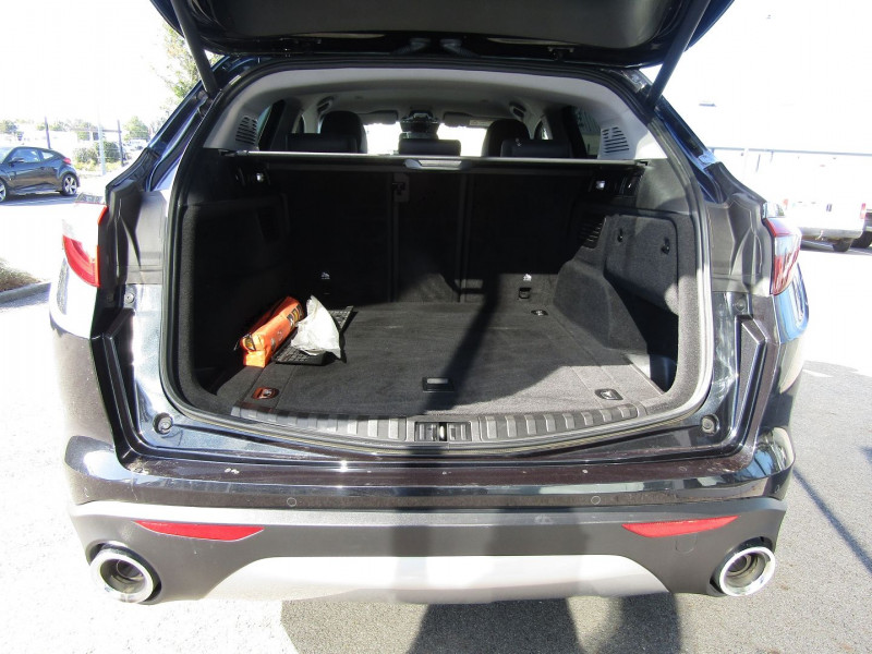 Photo 8 de l'offre de ALFA ROMEO STELVIO 2.2 DIESEL 180CH SUPER AT8 à 27990€ chez Carre automobiles