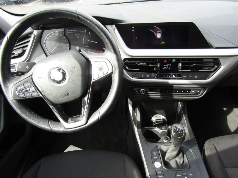 Photo 7 de l'offre de BMW SERIE 1 (F40) 116D 116CH BUSINESS DESIGN à 20890€ chez Carre automobiles