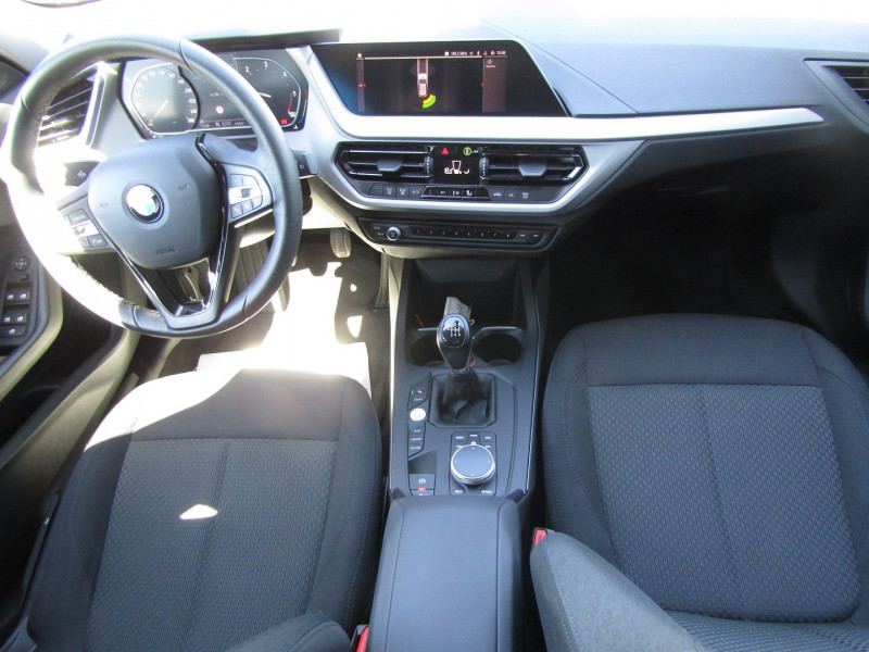 Photo 5 de l'offre de BMW SERIE 1 (F40) 116D 116CH BUSINESS DESIGN à 20990€ chez Carre automobiles