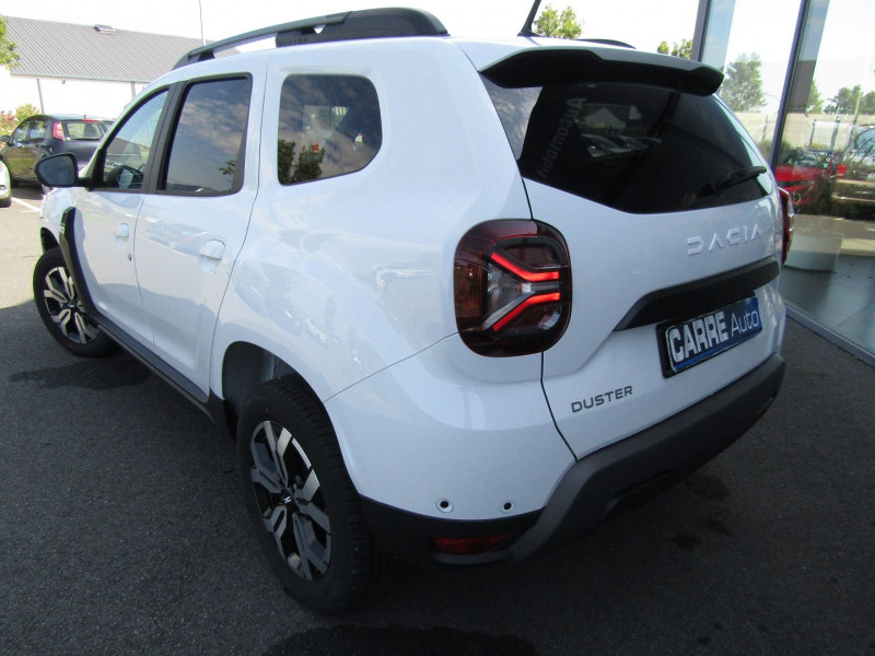 Photo 11 de l'offre de DACIA DUSTER 1.5 BLUE DCI 115CH JOURNEY 4X2 à 23890€ chez Carre automobiles