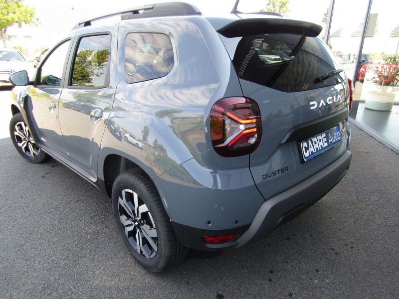 Photo 9 de l'offre de DACIA DUSTER 1.5 BLUE DCI 115CH  JOURNEY 4X2 à 24490€ chez Carre automobiles