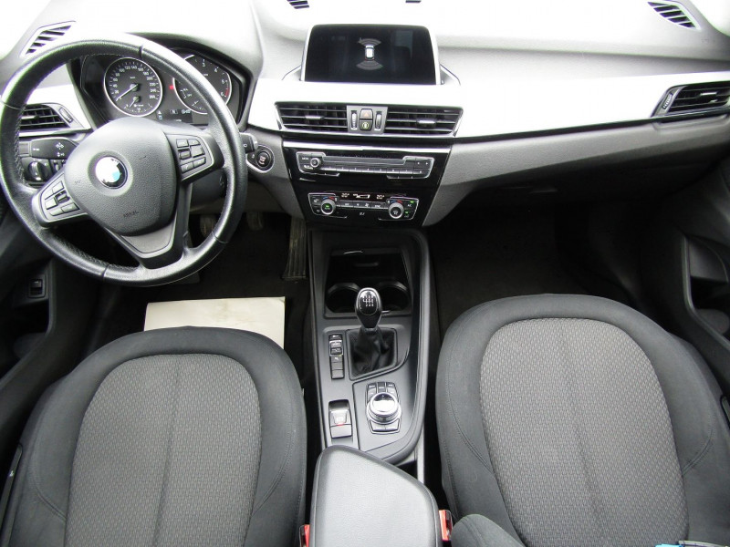 Photo 8 de l'offre de BMW X1 (F48) SDRIVE18D 136CH BUSINESS à 18990€ chez Carre automobiles