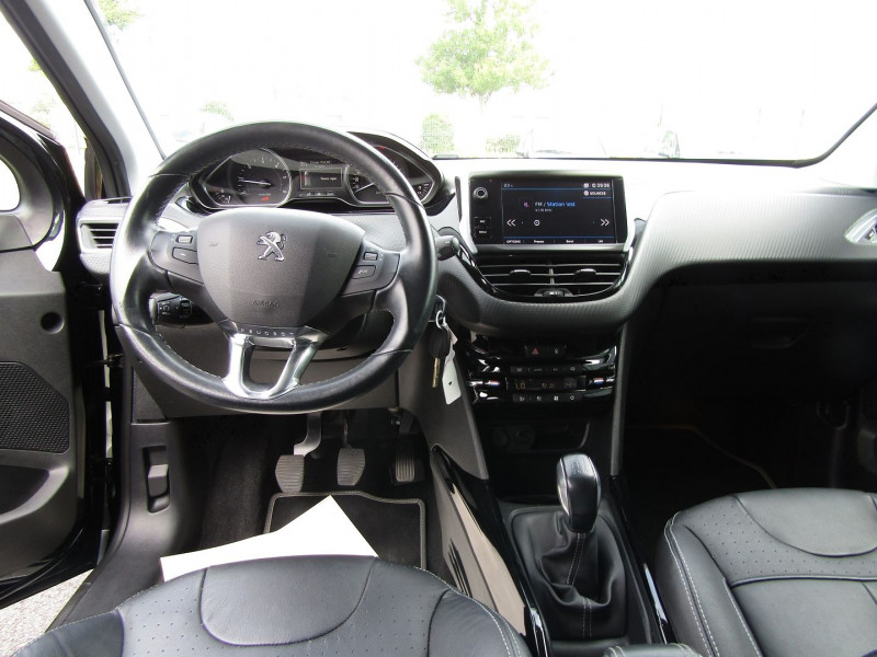 Photo 4 de l'offre de PEUGEOT 2008 1.5 BLUEHDI 100CH E6.C ALLURE S&S BVM5 à 14890€ chez Carre automobiles