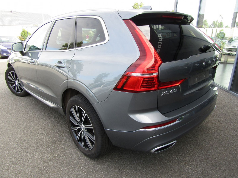 Photo 12 de l'offre de VOLVO XC60 D3 ADBLUE 150CH INSCRIPTION à 29990€ chez Carre automobiles