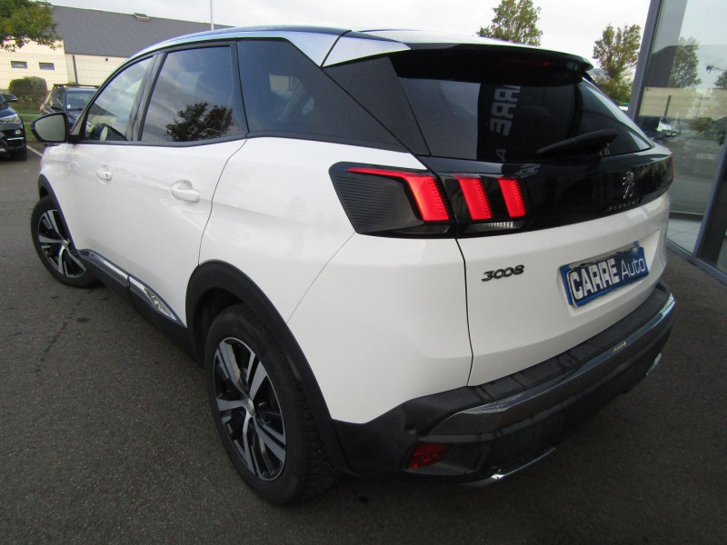 Photo 9 de l'offre de PEUGEOT 3008 2.0 BLUEHDI 150CH ALLURE S&S à 16490€ chez Carre automobiles