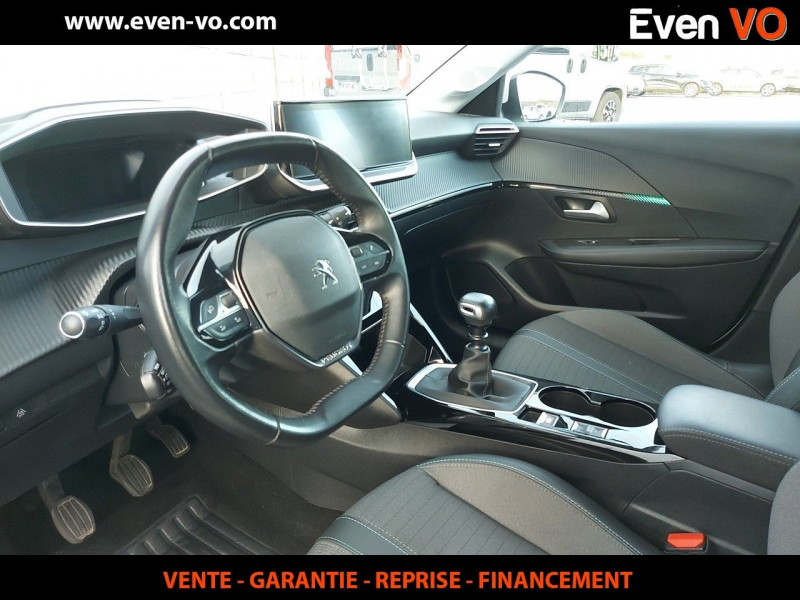 Photo 3 de l'offre de PEUGEOT 208 1.2 PURETECH 100CH S&S ALLURE à 19500€ chez Even VO