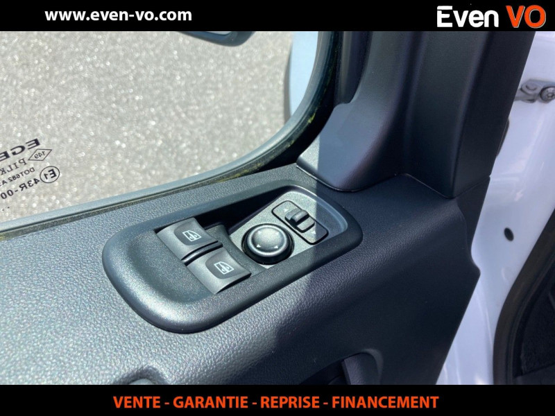 Photo 18 de l'offre de RENAULT MASTER III FG F3500 L2H2 2.3 DCI 135CH GRAND CONFORT E6 à 23000€ chez Even VO