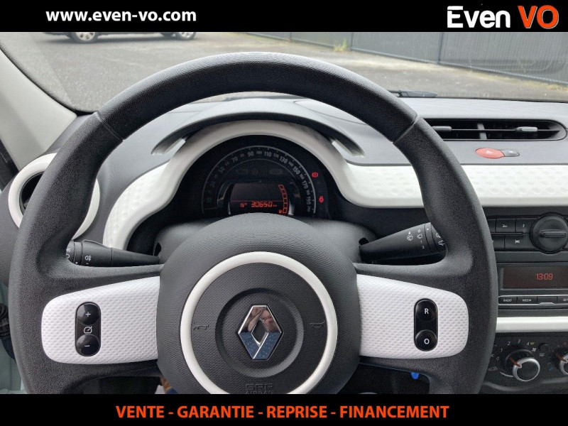 Photo 9 de l'offre de RENAULT TWINGO III 1.0 SCE 75CH ZEN - 20 à 10000€ chez Even VO