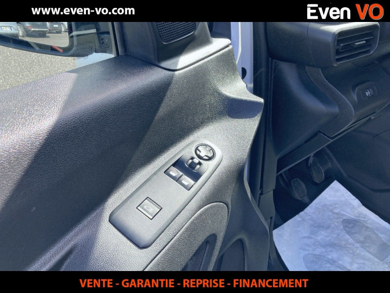 Photo 19 de l'offre de PEUGEOT PARTNER STANDARD 650KG BLUEHDI 100CH S&S BVM5 ASPHALT à 16500€ chez Even VO