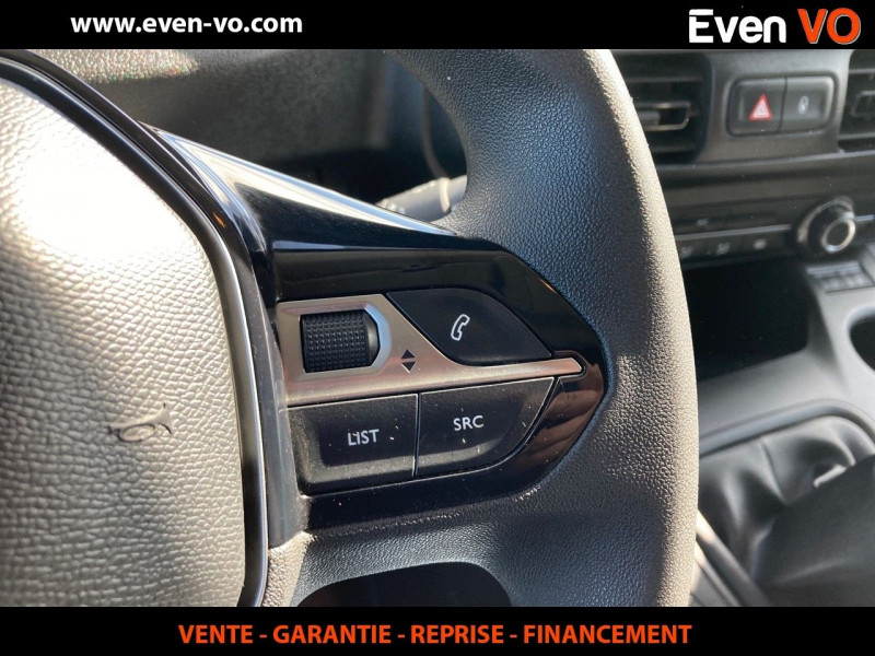 Photo 15 de l'offre de PEUGEOT PARTNER STANDARD 650KG BLUEHDI 100CH S&S BVM5 ASPHALT à 16500€ chez Even VO