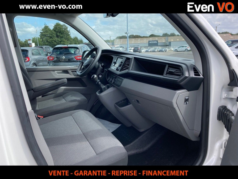 Photo 4 de l'offre de VOLKSWAGEN TRANSPORTER FG 2.8T L1H1 2.0 TDI 90CH BUSINESS à 24500€ chez Even VO