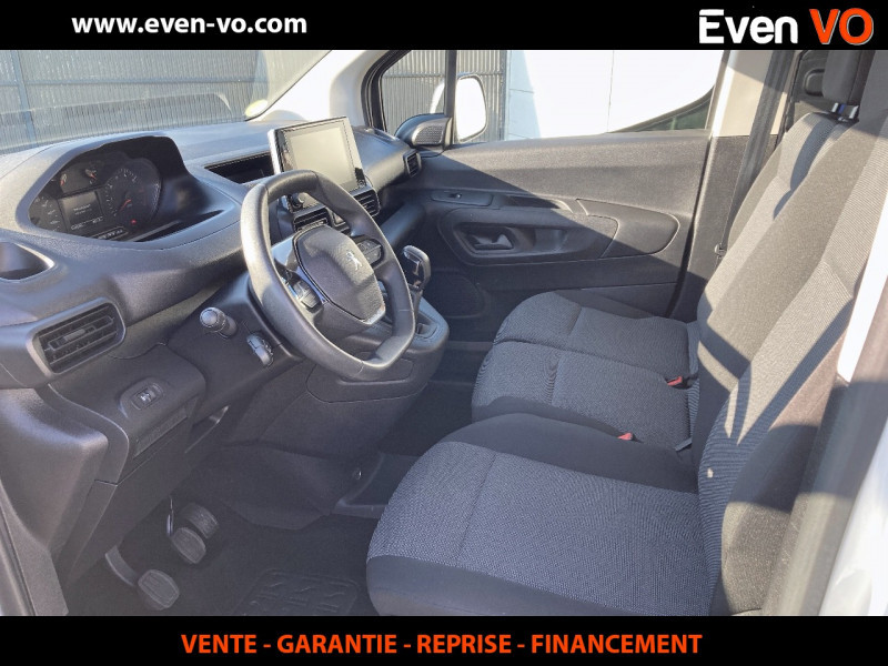 Photo 3 de l'offre de PEUGEOT PARTNER STANDARD 650KG BLUEHDI 100CH S&S BVM5 ASPHALT à 17500€ chez Even VO