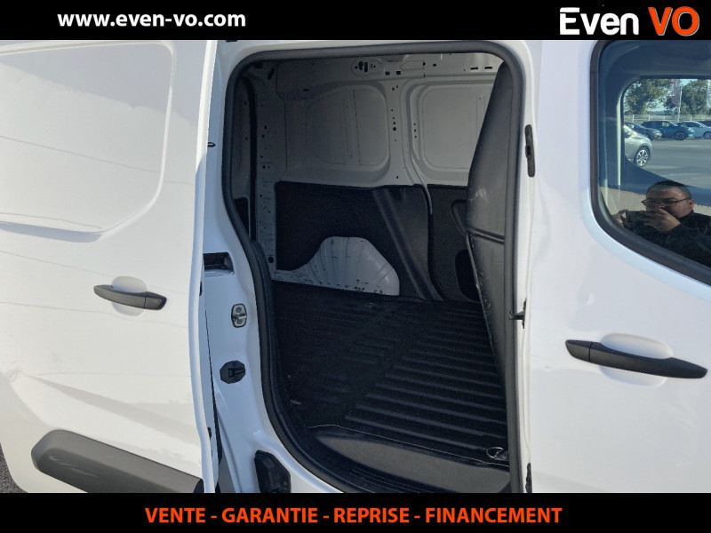 Photo 6 de l'offre de PEUGEOT PARTNER STANDARD 650KG BLUEHDI 100CH S&S BVM5 ASPHALT à 17500€ chez Even VO