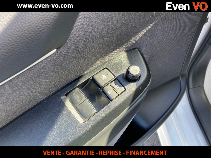 Photo 15 de l'offre de TOYOTA YARIS 116H DYNAMIC BUSINESS 5P + PROGRAMME BEYOND ZERO ACADEMY MY21 à 18000€ chez Even VO