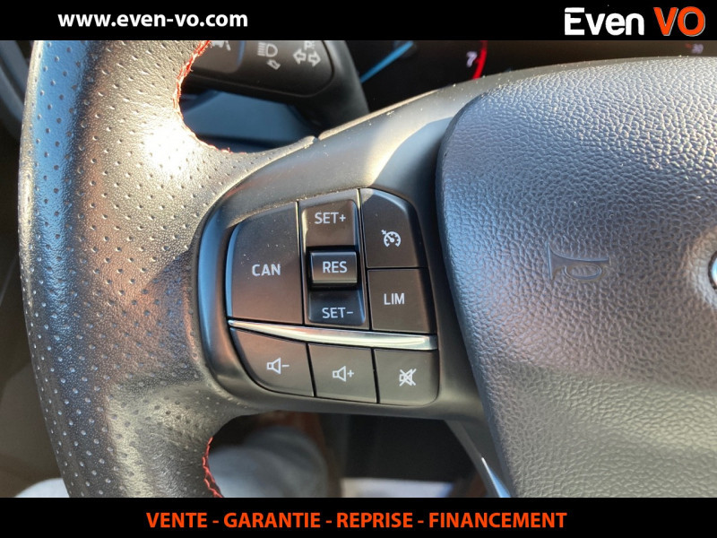 Photo 14 de l'offre de FORD FOCUS SW 1.0 ECOBOOST 125CH ST-LINE à 15000€ chez Even VO