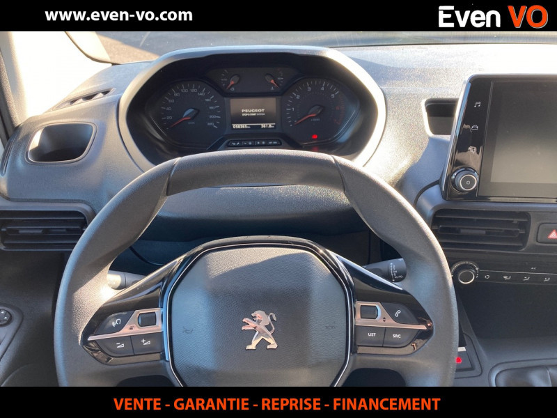 Photo 9 de l'offre de PEUGEOT PARTNER STANDARD 650KG BLUEHDI 100CH S&S BVM5 ASPHALT à 16500€ chez Even VO