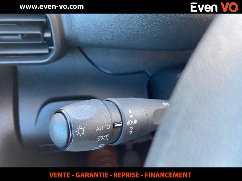 Photo 20 de l'offre de PEUGEOT PARTNER STANDARD 650KG BLUEHDI 100CH S&S BVM5 ASPHALT à 16500€ chez Even VO