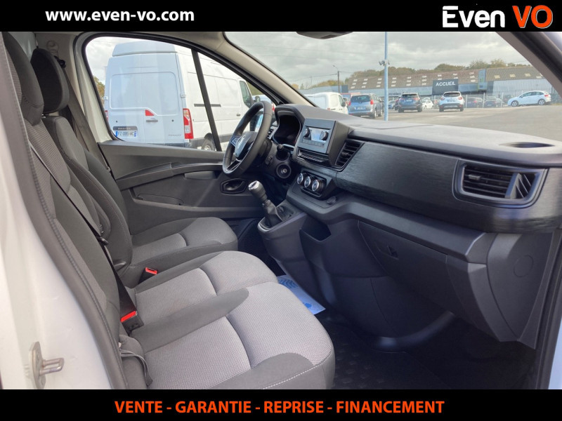 Photo 4 de l'offre de RENAULT TRAFIC III FG L2H1 3T 2.0 BLUE DCI 130CH CONFORT à 24000€ chez Even VO