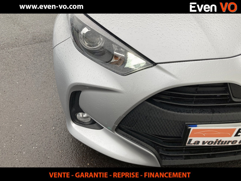 Photo 16 de l'offre de TOYOTA YARIS 116H DYNAMIC BUSINESS 5P + PROGRAMME BEYOND ZERO ACADEMY MY22 à 18000€ chez Even VO