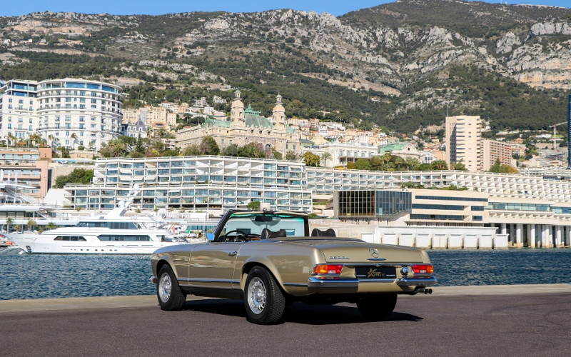 Photo 6 de l'offre de MERCEDES 280 SL  BRABUS CLASSIC PAGODE CABRIOLET à 240000€ chez Stars Monte Carlo