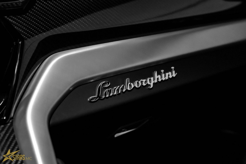 Photo 36 de l'offre de LAMBORGHINI URUS 4.0 V8 650CH BITURBO à 339000€ chez Stars Monte Carlo