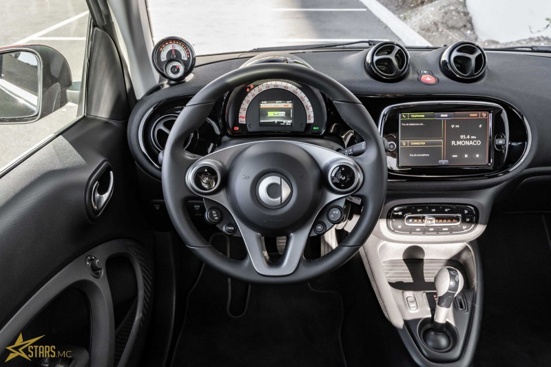 Photo 12 de l'offre de SMART FORTWO COUPE EQ 82CH PRIME à 25900€ chez Stars Monte Carlo