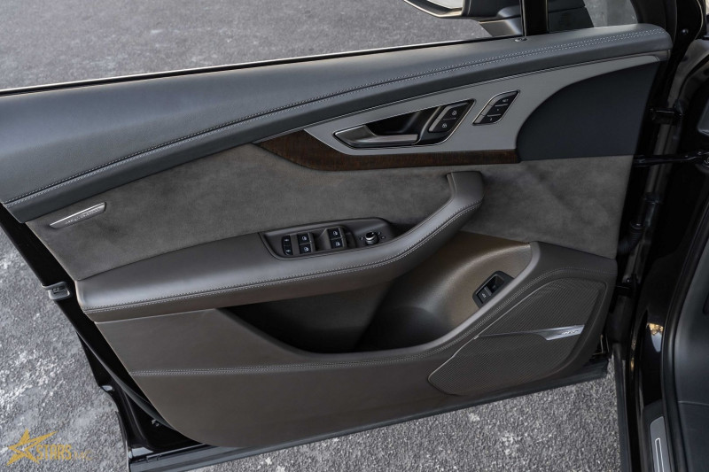Photo 17 de l'offre de AUDI SQ7 4.0 V8 TDI 435CH CLEAN DIESEL QUATTRO TIPTRONIC 7 PLACES à 79500€ chez Stars Monte Carlo