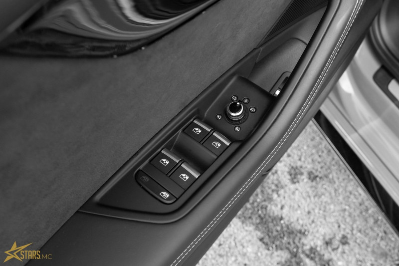 Photo 20 de l'offre de AUDI RS4 AVANT 2.9 V6 TFSI 450CH QUATTRO TIPTRONIC 8 à 83900€ chez Stars Monte Carlo