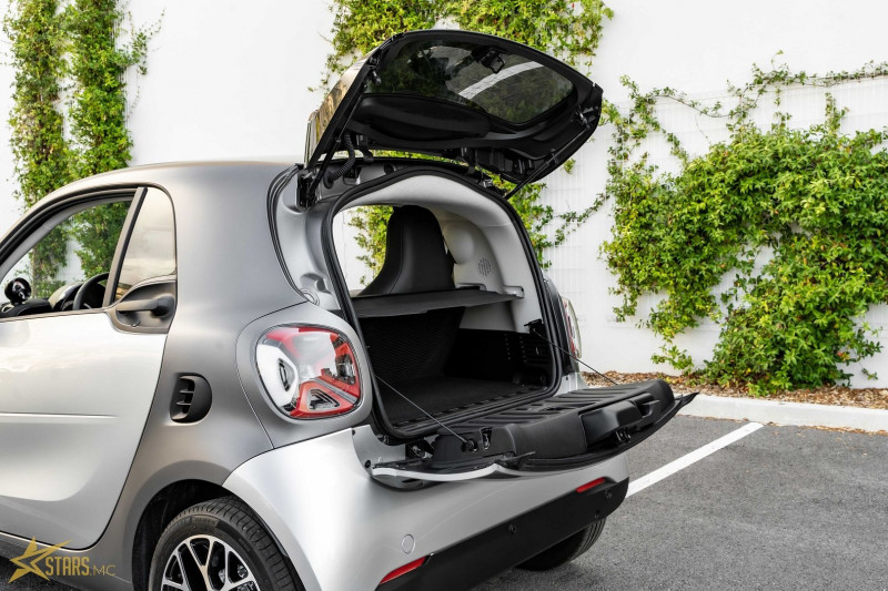 Photo 46 de l'offre de SMART FORTWO COUPE ELECTRIQUE 82CH PRIME à 24900€ chez Stars Monte Carlo
