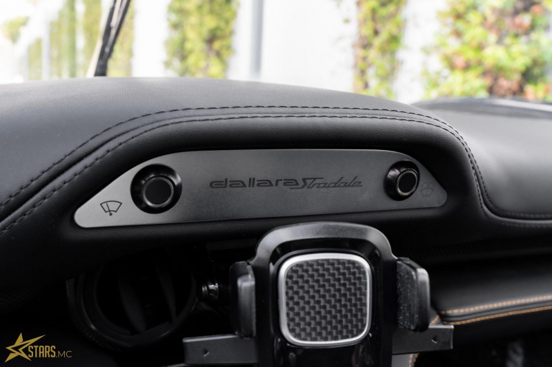 Photo 22 de l'offre de DALLARA STRADALE CABRIOLET CLIM CARBON EXPOSED à 349000€ chez Stars Monte Carlo