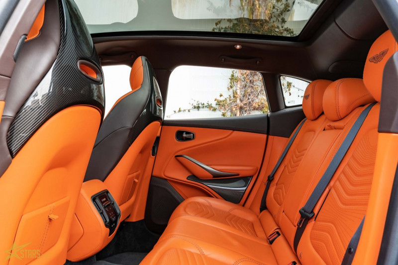 Photo 13 de l'offre de ASTON MARTIN DBX 4.0 V8 BITURBO 550CH BVA9 à 195000€ chez Stars Monte Carlo